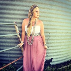 Meet your Posher, Danni